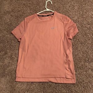 Medium pink Nike dri-fit T-shirt!
